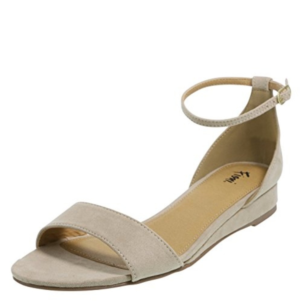 Tan ankle strap sandals